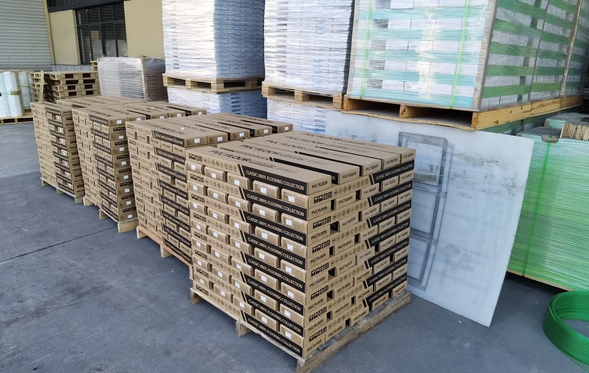 Private-label flooring cartons and pallet preparation